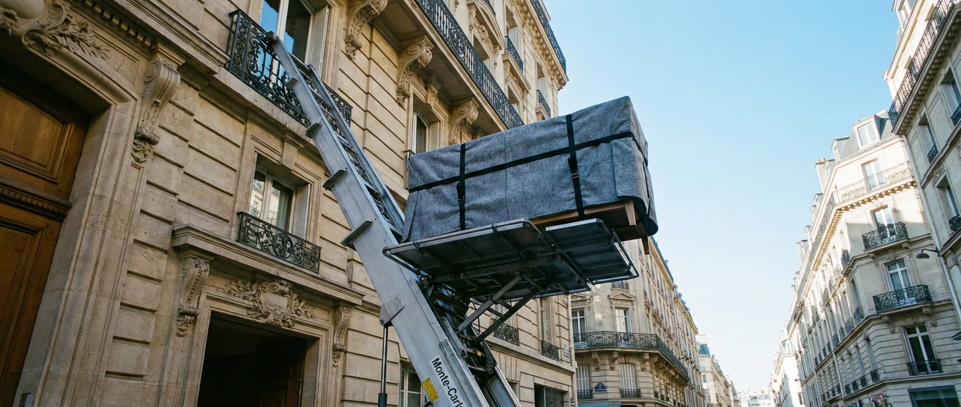 Monaco - Paris moving services